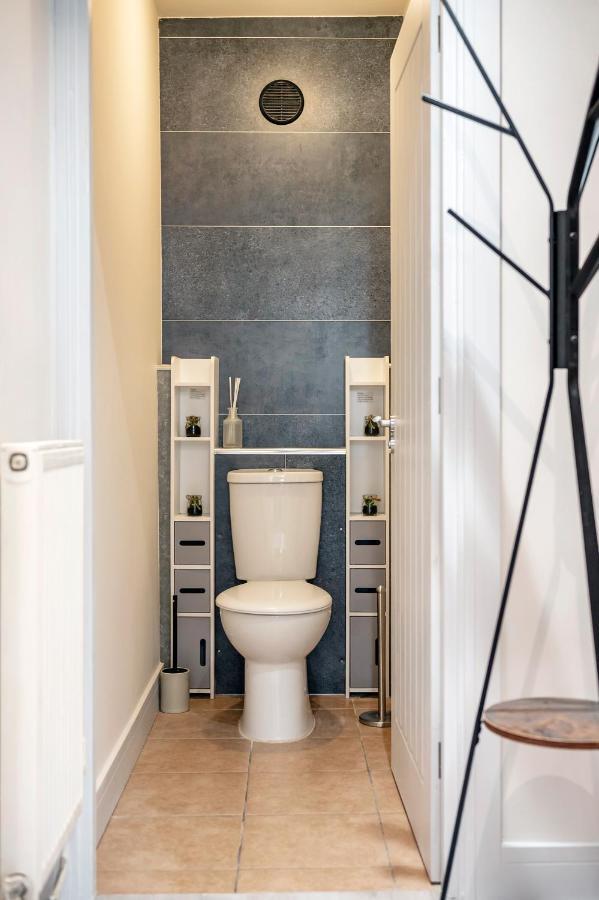 Lovely 4 Bedroom Flat In Wandsworth- London Eksteriør billede