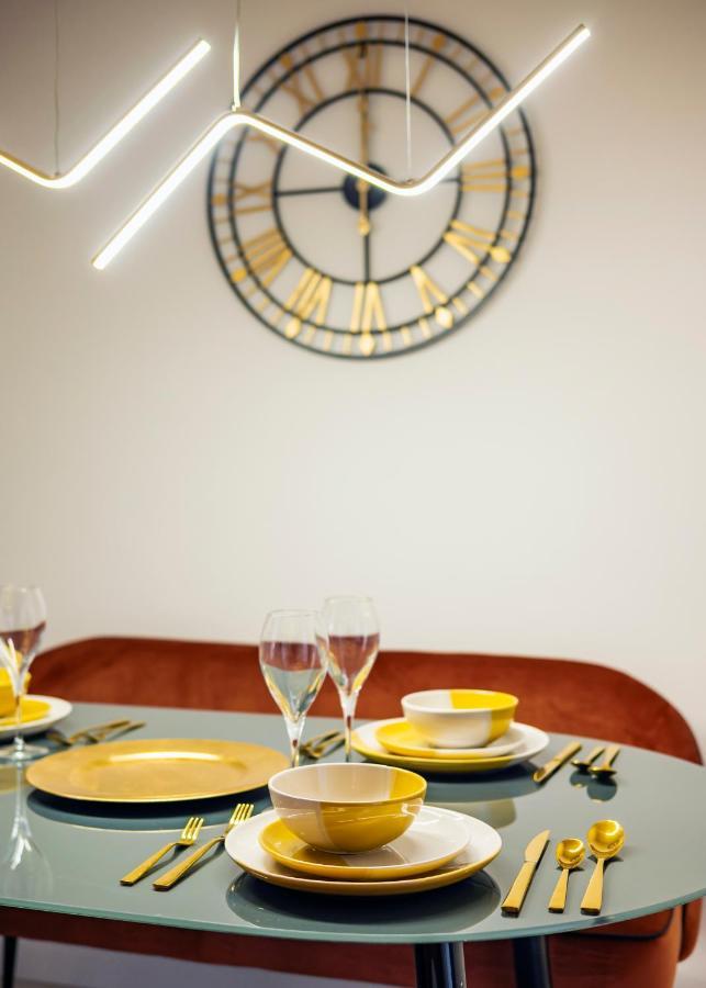 Lovely 4 Bedroom Flat In Wandsworth- London Eksteriør billede