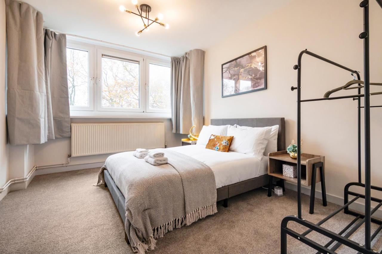 Lovely 4 Bedroom Flat In Wandsworth- London Eksteriør billede