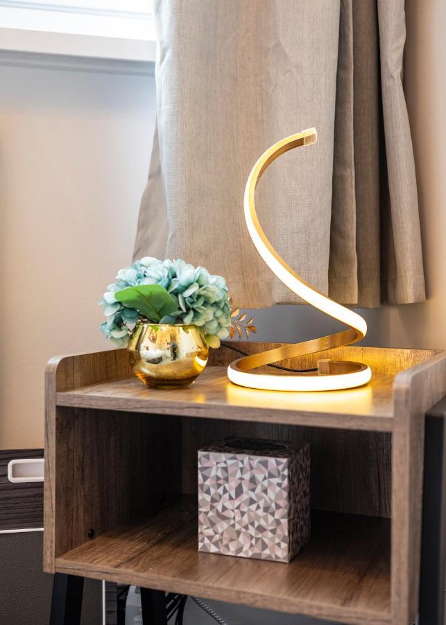 Lovely 4 Bedroom Flat In Wandsworth- London Eksteriør billede